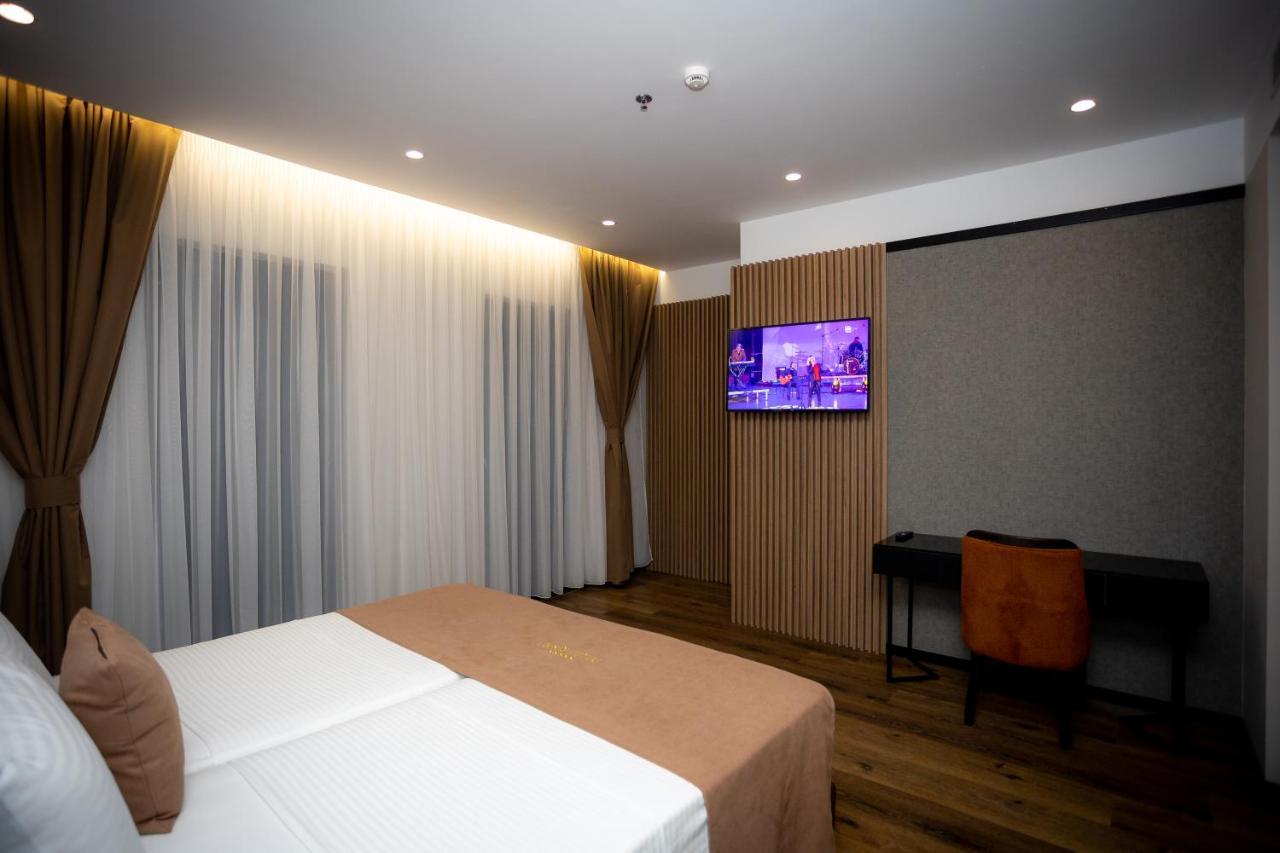 Deluxe Resort And Spa Koplik Екстериор снимка